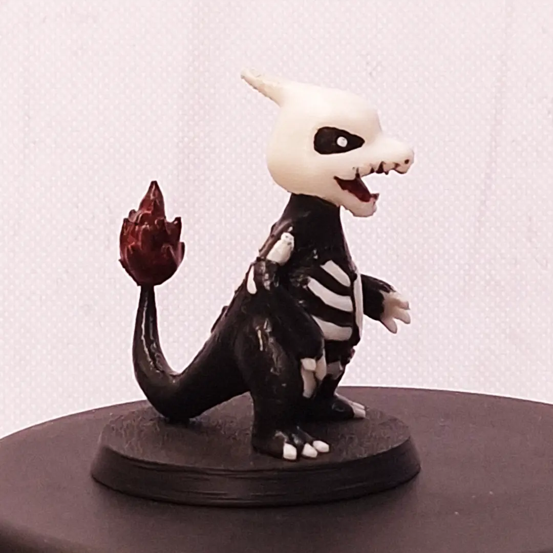 Halloween Charmeleon Figure